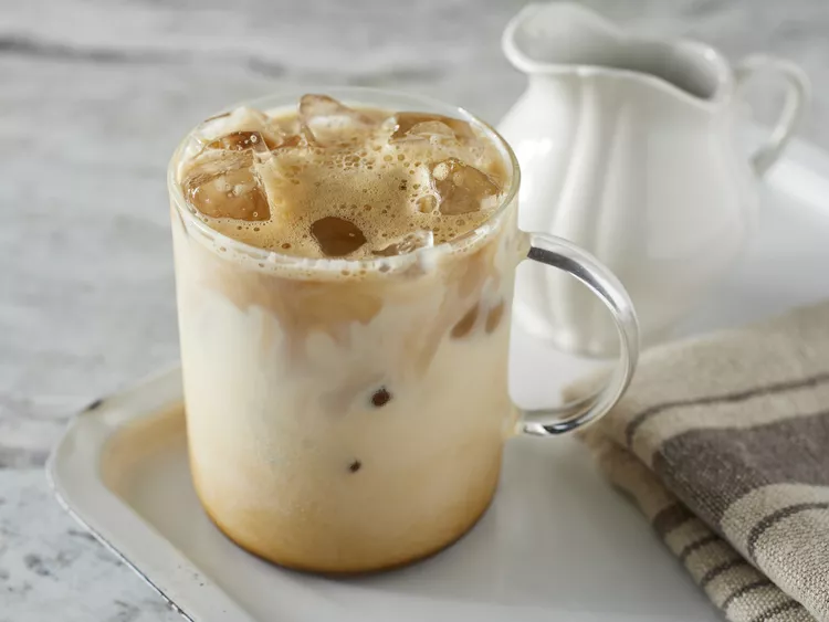 21667 easy iced coffee ddmfs 4x3 0093 7becf3932bd64ed7b594d46c02d0889f